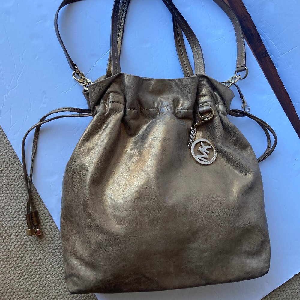 MICHAEL Michael Kors Large Bronze Bucket Tote Shoulder Drawstring Handbag